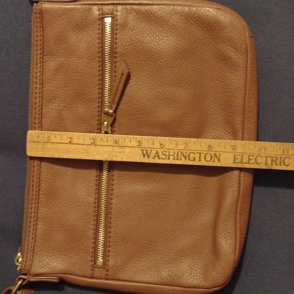 Fossil Pebbled Crossbody Brown - Picture 10 of 10